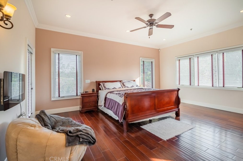 820 Deep Springs Dr, Claremont CA  91711-1402 exterior