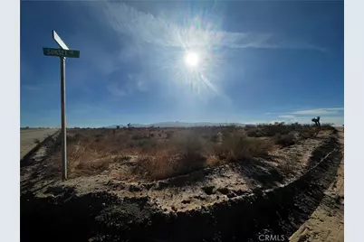 11300 Caughlin Road, Phelan, CA 92371 - Photo 3