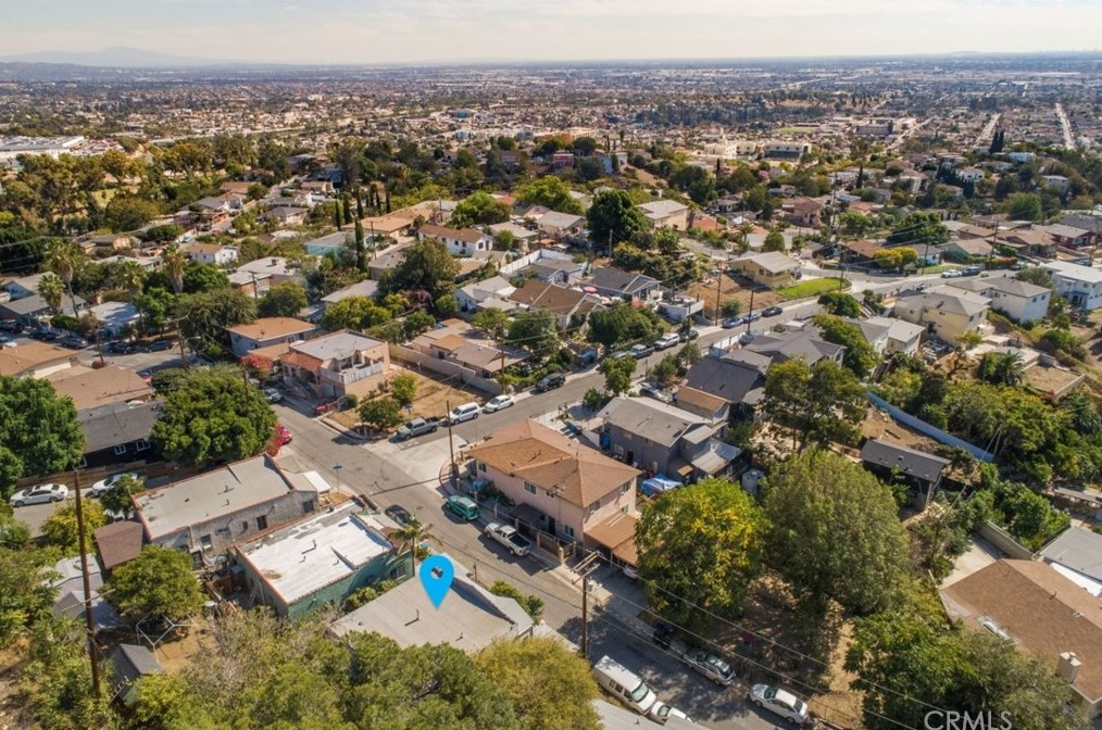 3829 Bostwick St, Los Angeles CA  90063-1703 exterior