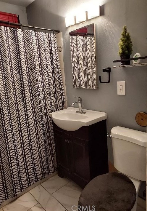 1816 83rd St, Los Angeles CA  90001-4009 exterior