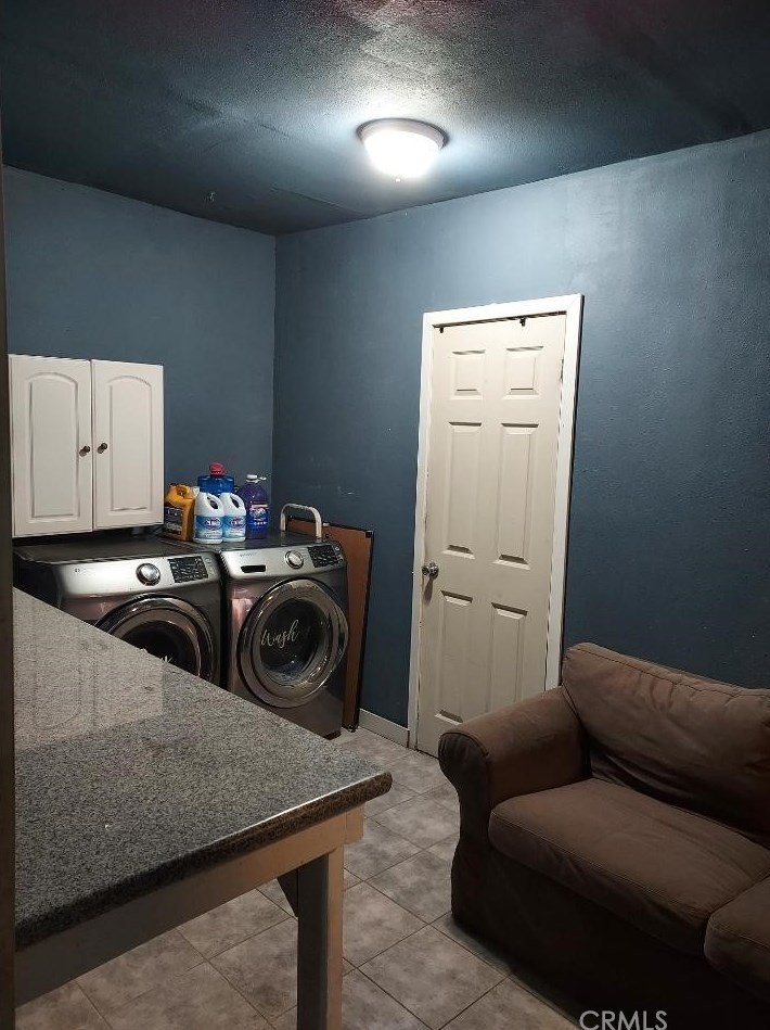 1816 83rd St, Los Angeles CA  90001-4009 exterior