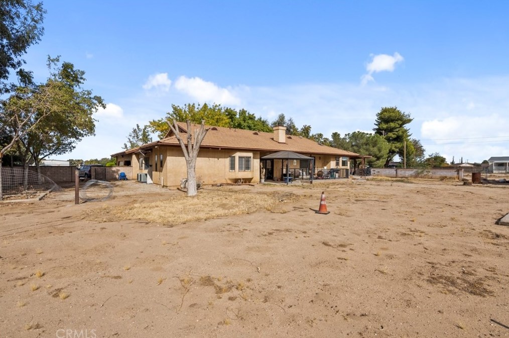 1314 Avenue, Palmdale CA  93551-2149 exterior