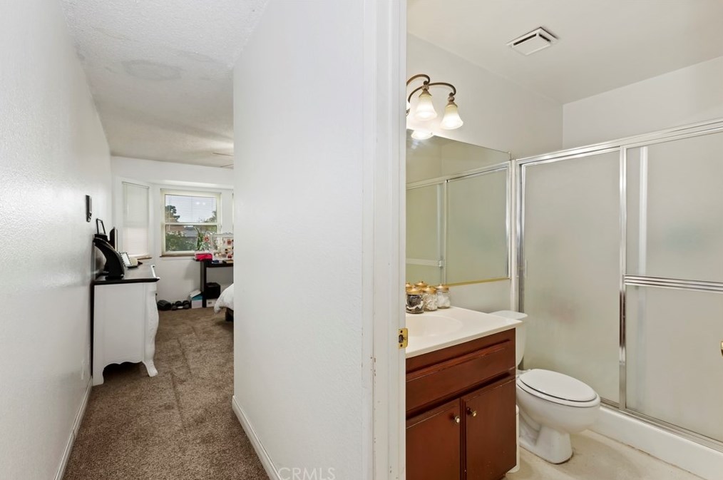 8135 C Ave, Hesperia CA  92345-5906 exterior