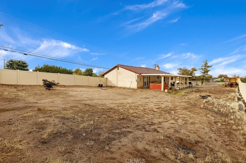 8135 C Ave, Hesperia CA  92345-5906 exterior