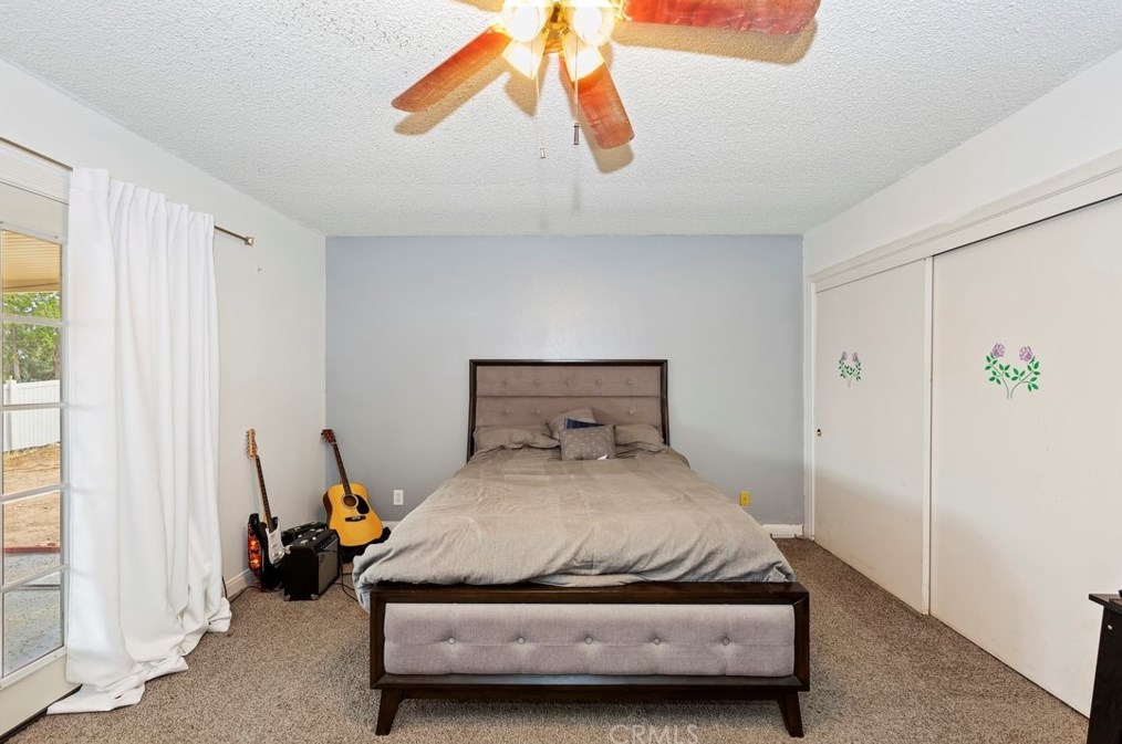 8135 C Ave, Hesperia CA  92345-5906 exterior