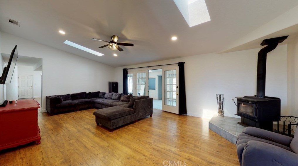 14795 Apple Valley Rd, Apple Valley CA  92307-5105 exterior