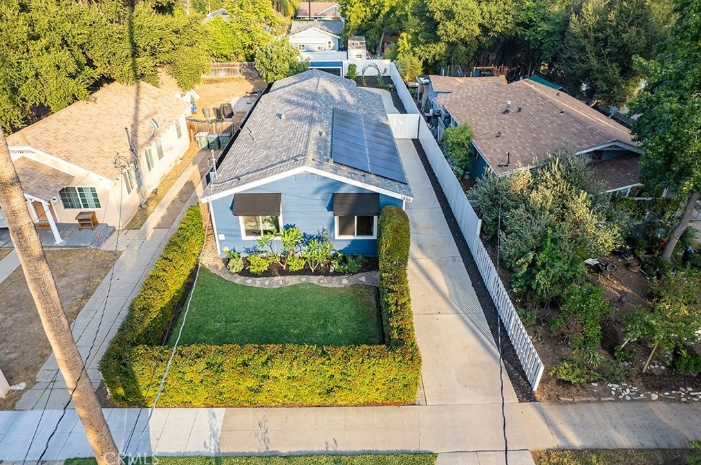 1866 Lundy Ave, Pasadena CA  91104-1054 exterior