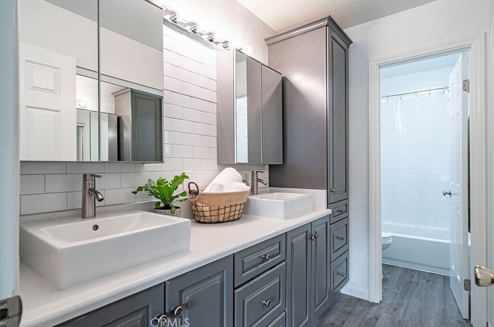 1866 Lundy Ave, Pasadena CA  91104-1054 exterior