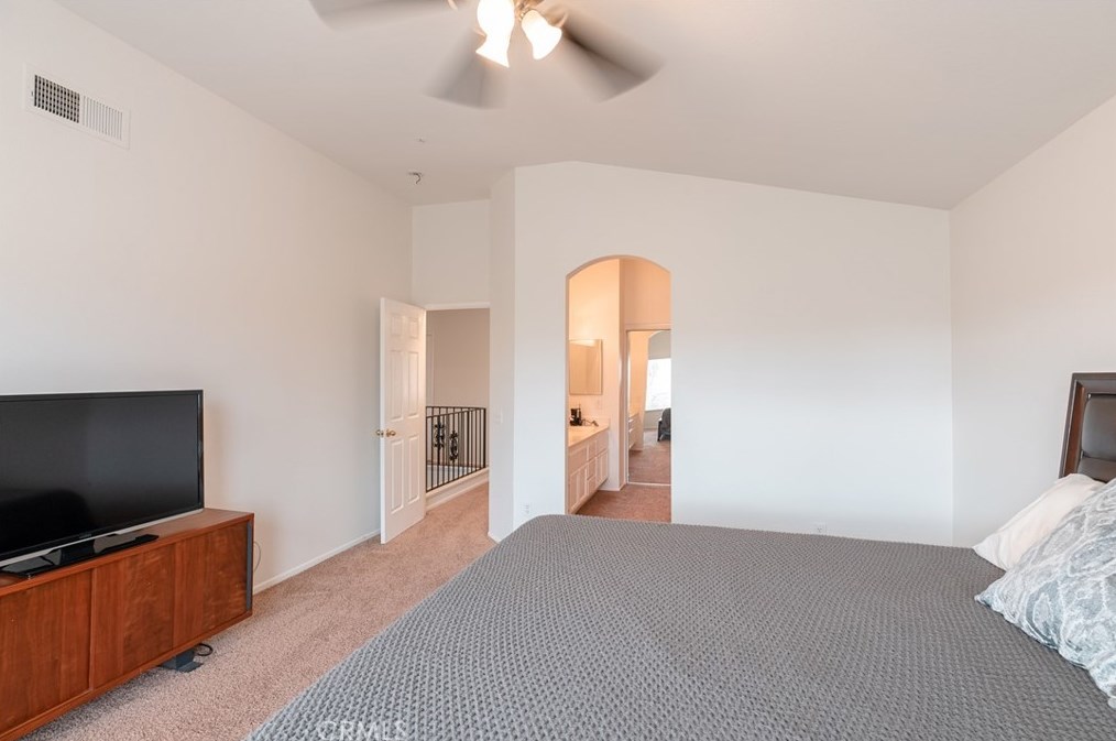 15029 Fox Ridge Dr, Fontana CA  92336-1101 exterior