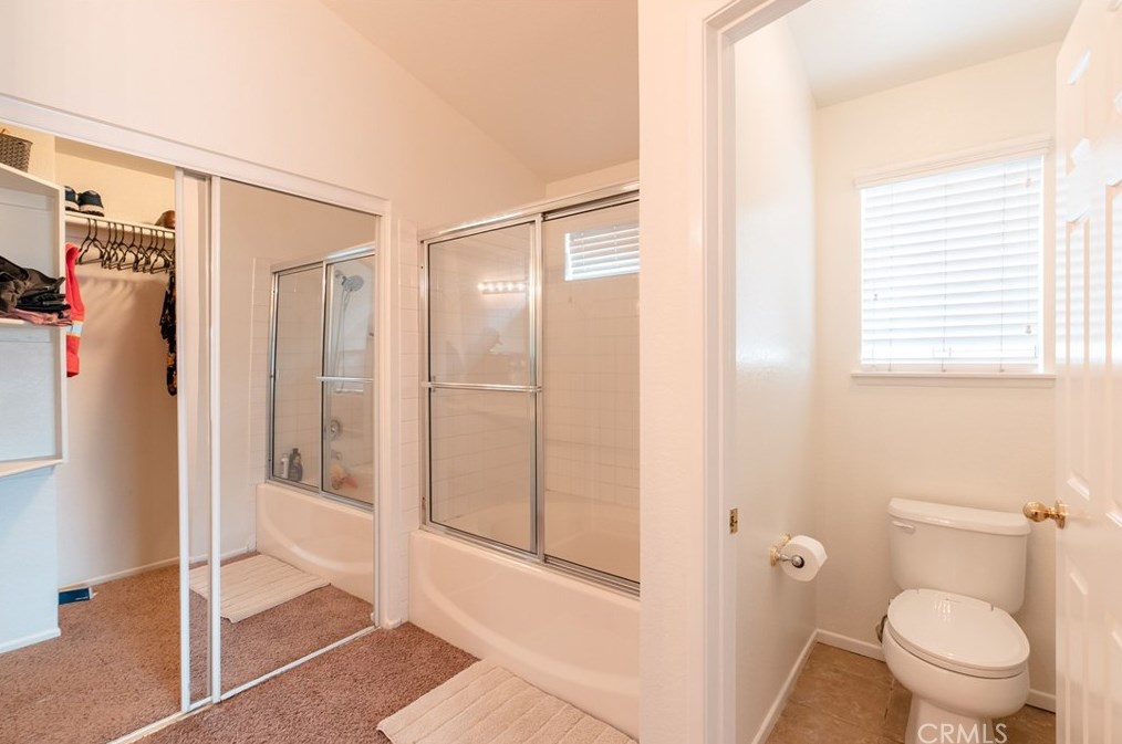 15029 Fox Ridge Dr, Fontana CA  92336-1101 exterior