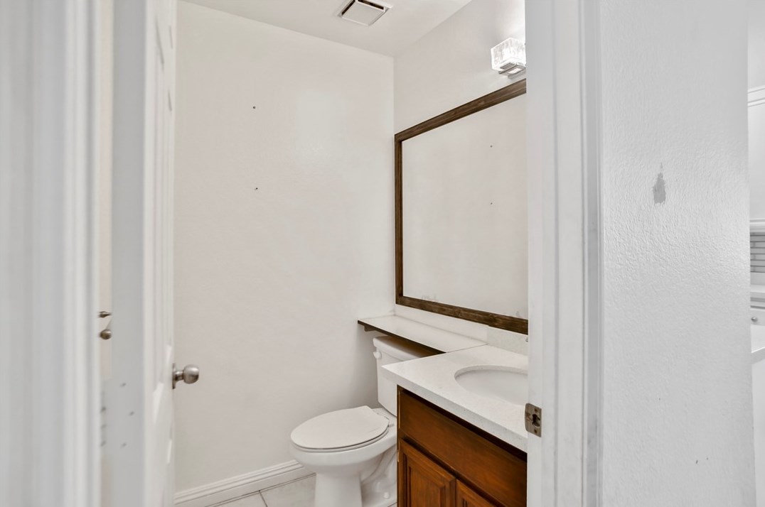 12390 Iroquois Rd, Apple Valley CA  92308-6890 exterior