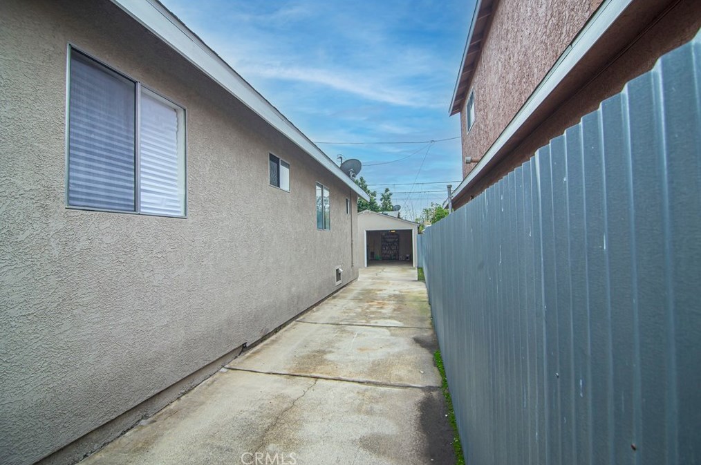 2682 Carleton Ave, Los Angeles CA  90065-1109 exterior