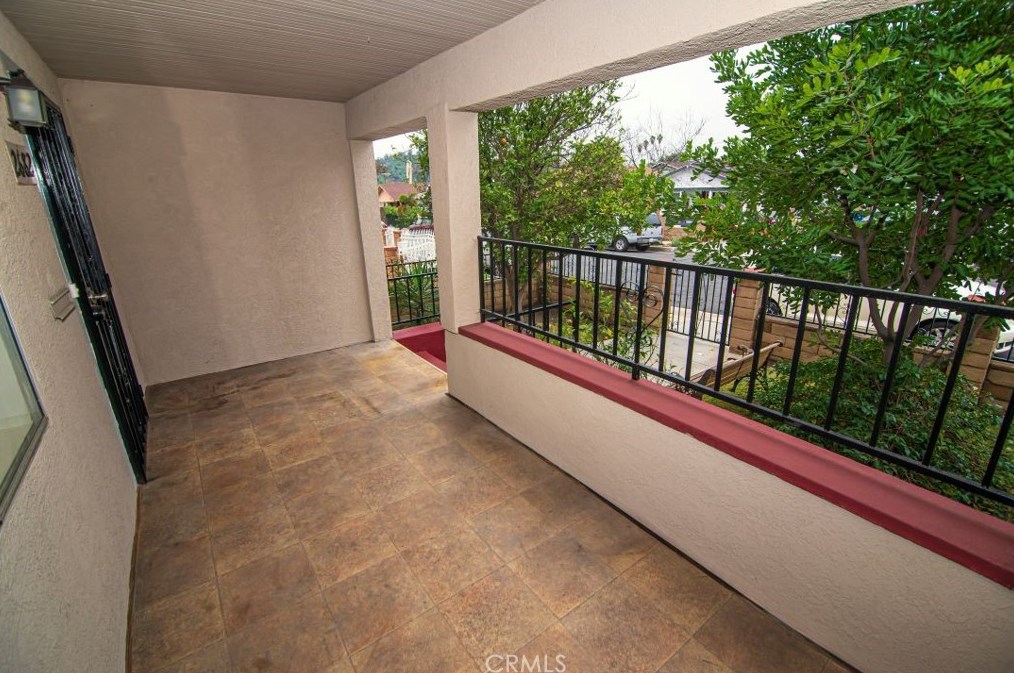 2682 Carleton Ave, Los Angeles CA  90065-1109 exterior