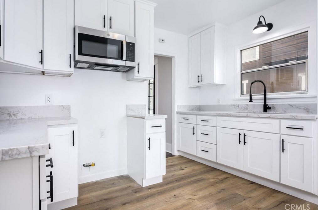 412 Columbia Ave, Pomona CA  91767-4026 exterior