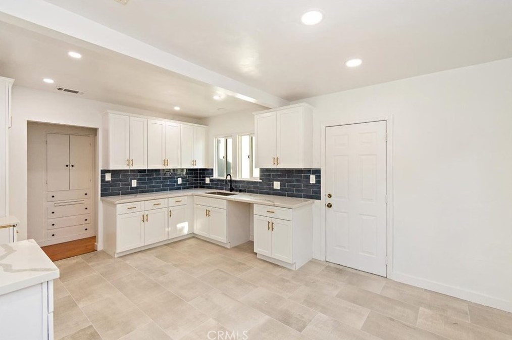 862 Chapman Ave, Pasadena CA  91103-2924 exterior
