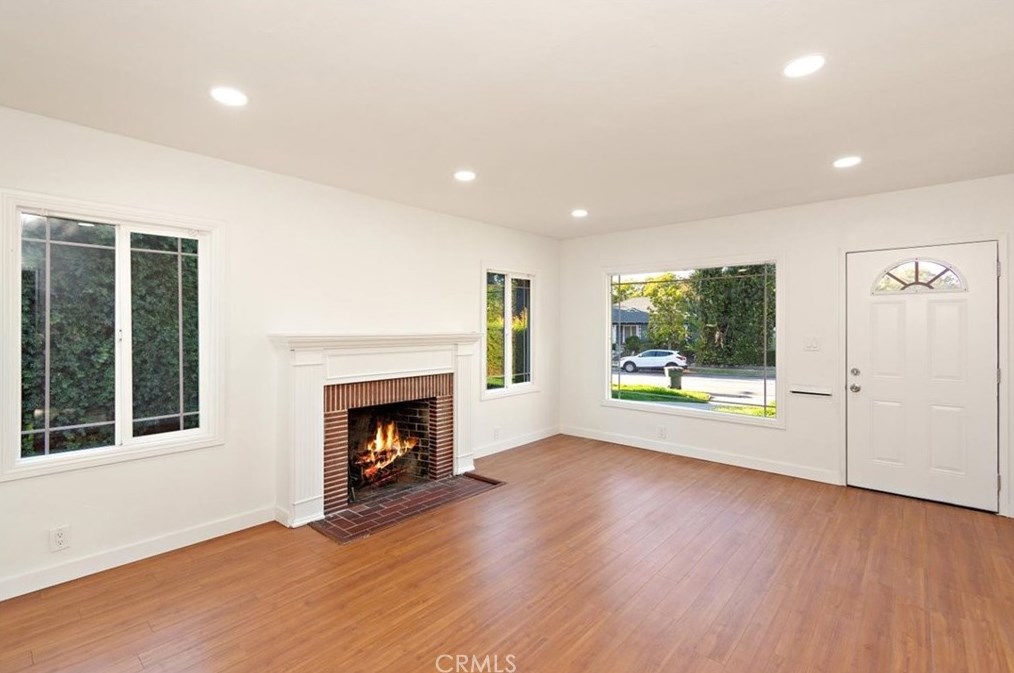 862 Chapman Ave, Pasadena CA  91103-2924 exterior