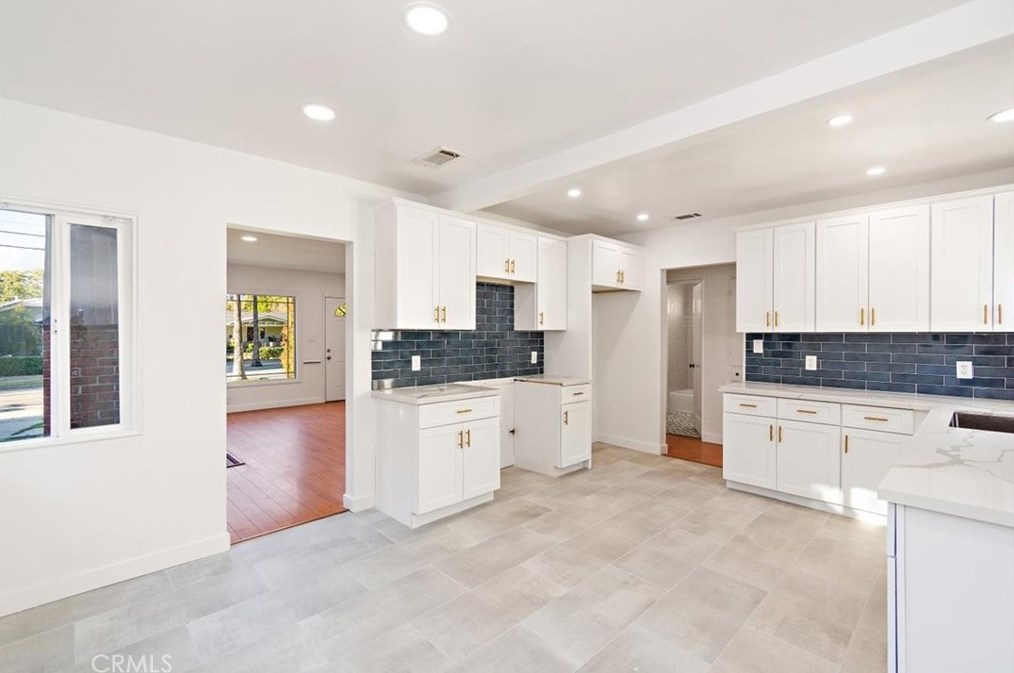 862 Chapman Ave, Pasadena CA  91103-2924 exterior