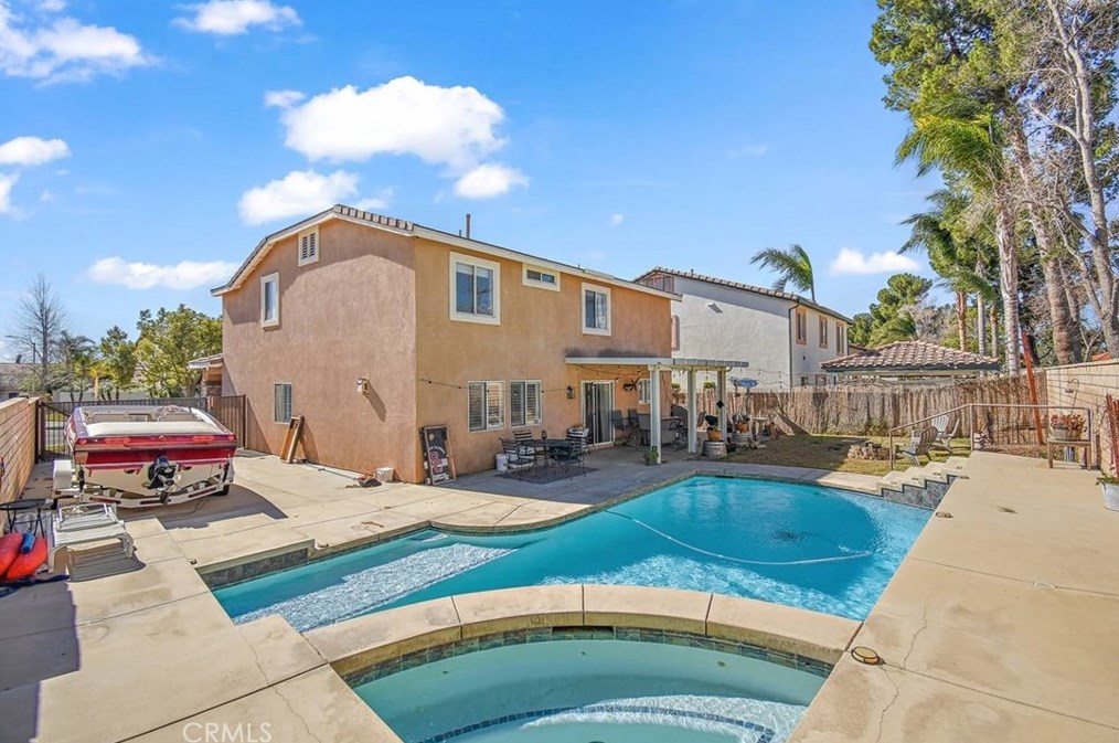 14342 Quail Ct, Fontana CA  92336-3629 exterior