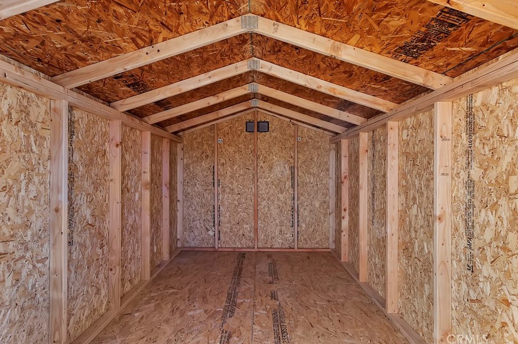 7765 Newhall Ave, Hesperia CA  92345-7019 exterior