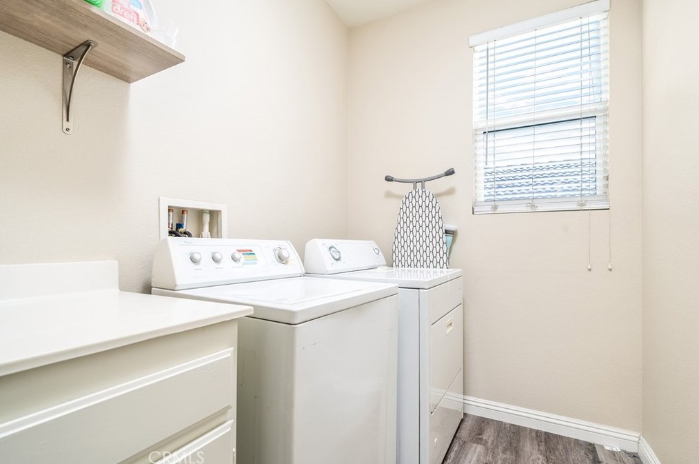 7364 Fieldrush Ct, Fontana CA  92336-3188 exterior