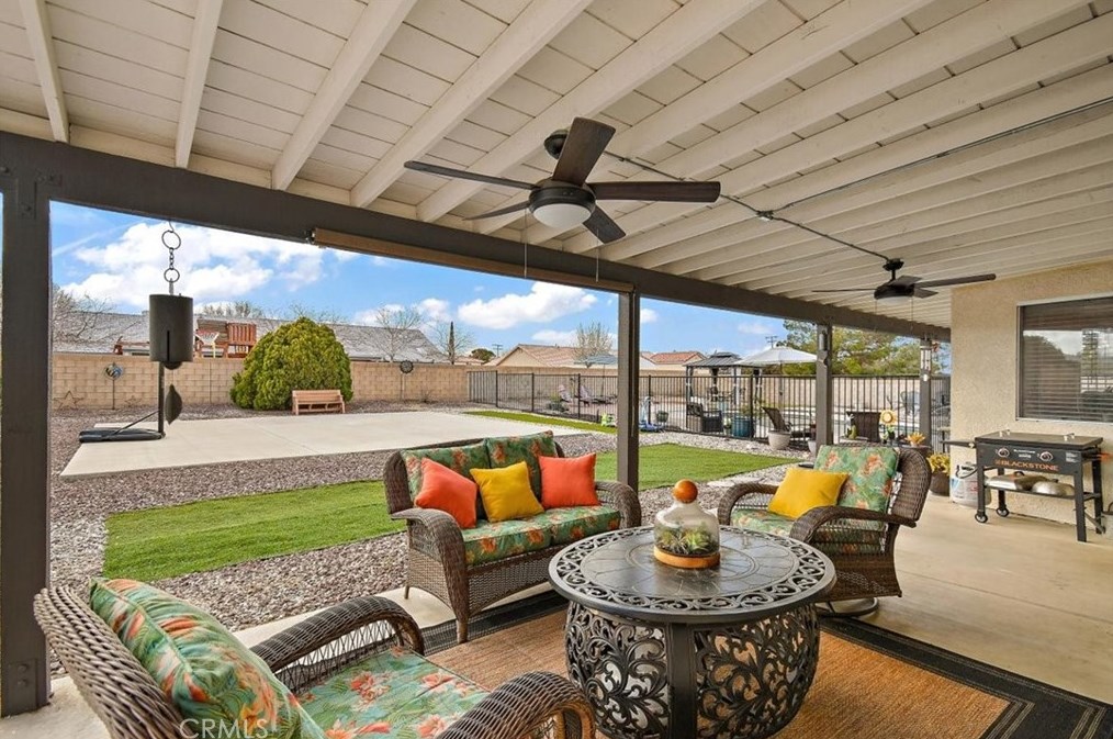 12876 Quail Vista Rd, Apple Valley CA  92308-5009 exterior