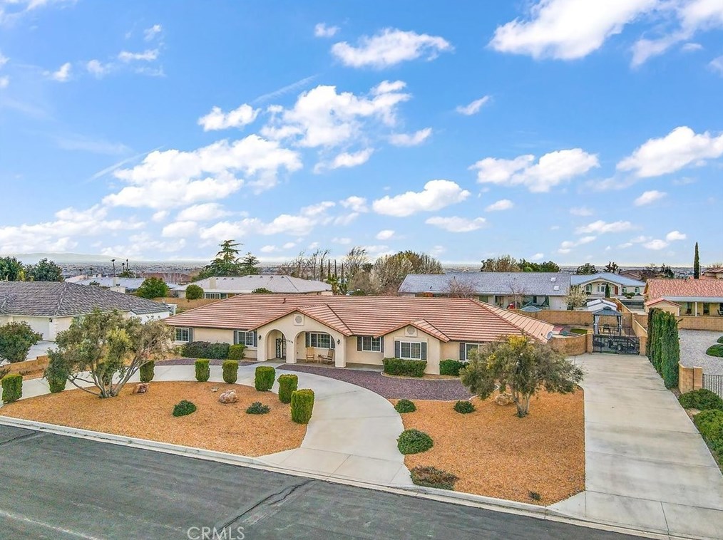 12876 Quail Vista Rd, Apple Valley CA  92308-5009 exterior