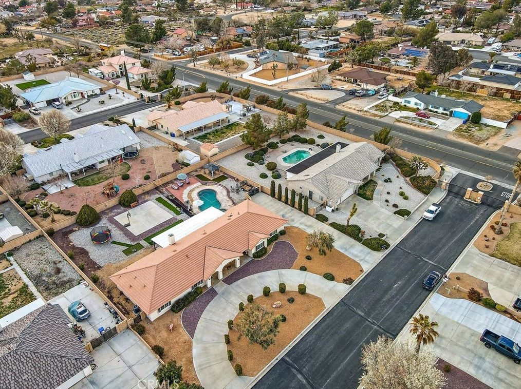 12876 Quail Vista Rd, Apple Valley CA  92308-5009 exterior