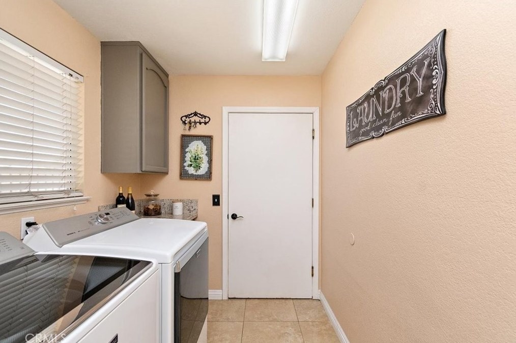 12876 Quail Vista Rd, Apple Valley CA  92308-5009 exterior