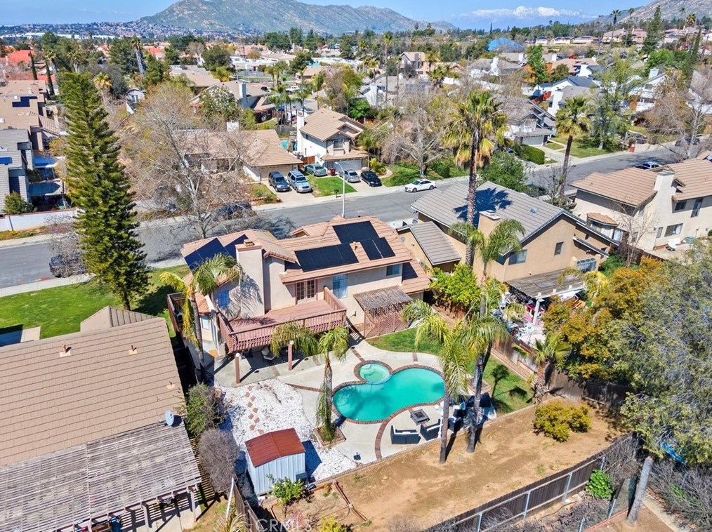 12096 Palm Vista St, Moreno Valley CA  92557-7614 exterior