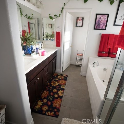 17534 Owen St, Fontana CA  92335-3619 exterior