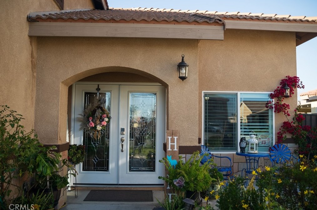 17534 Owen St, Fontana CA  92335-3619 exterior