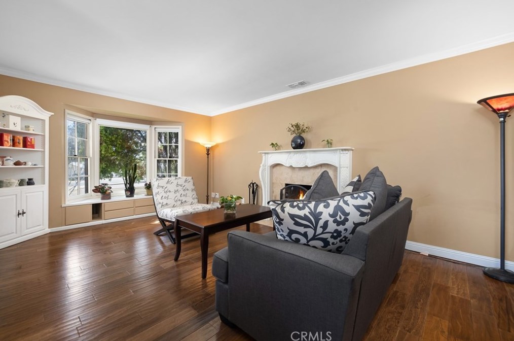 417 Green St, Claremont CA  91711-5031 exterior