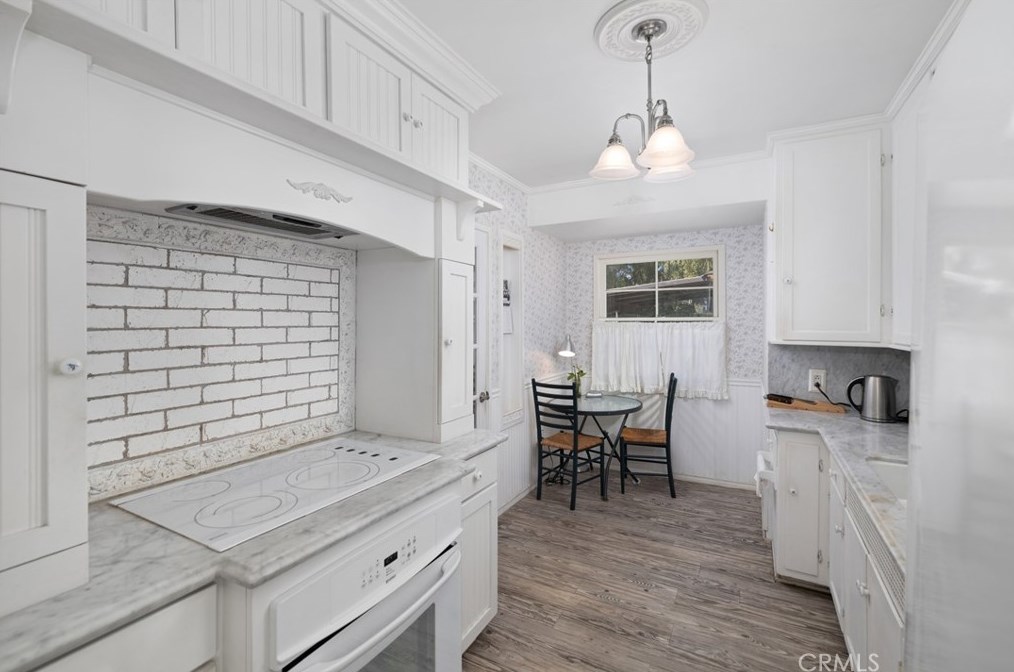 417 Green St, Claremont CA  91711-5031 exterior