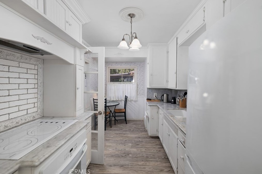 417 Green St, Claremont CA  91711-5031 exterior