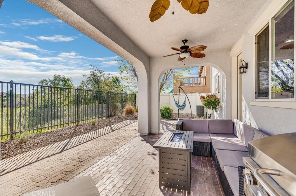 35535 Trevino Trl, Beaumont CA  92223-6203 exterior