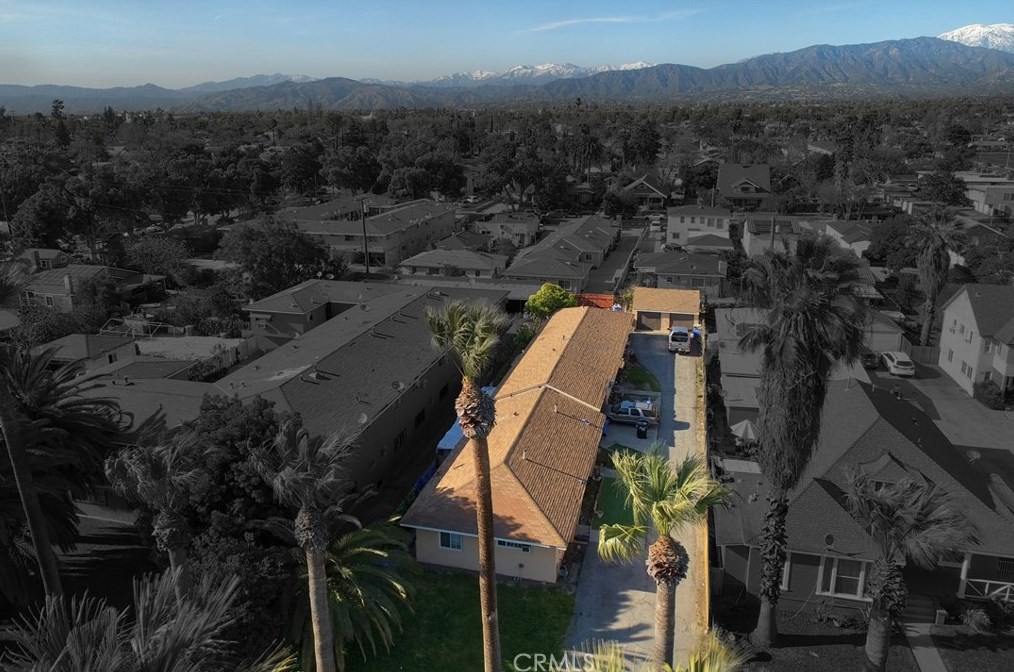 733 San Francisco Ave, Pomona CA  91767-4823 exterior