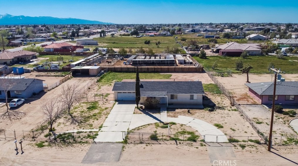 10082 5th Ave, Hesperia CA  92345-2607 exterior