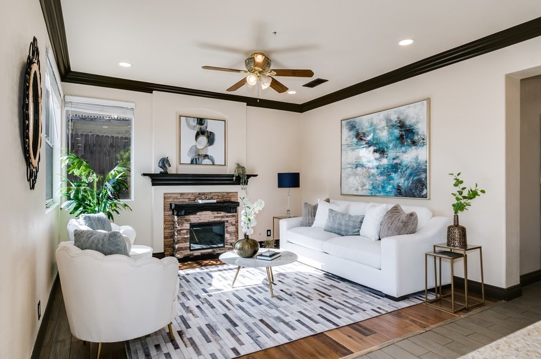 7490 Oxford Ct, Fontana CA  92336-3522 exterior