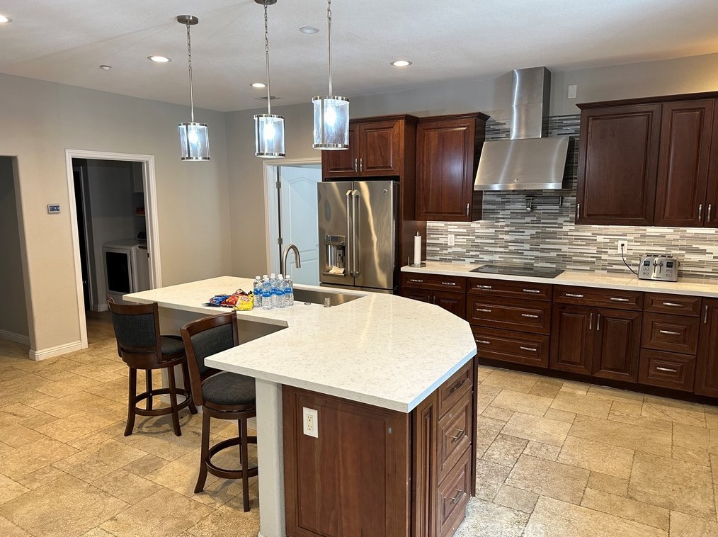 1490 Towne Ave, Claremont CA  91711-3203 exterior