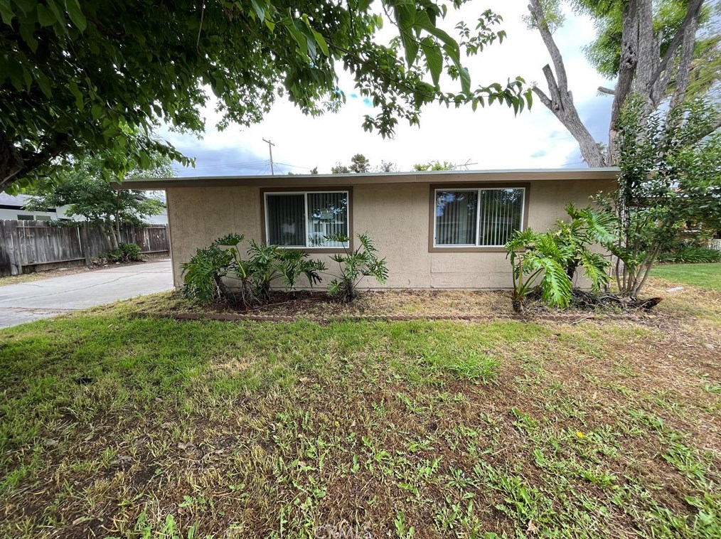 17969 Hatton St, Los Angeles CA  91335-2137 exterior