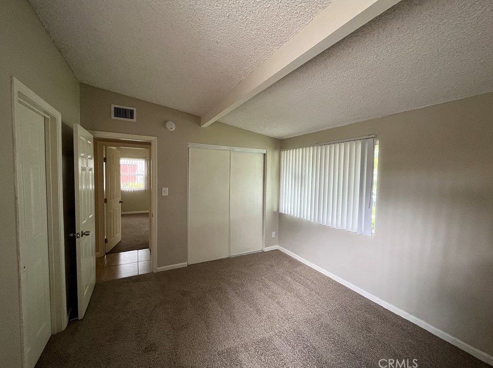 17969 Hatton St, Los Angeles CA  91335-2137 exterior