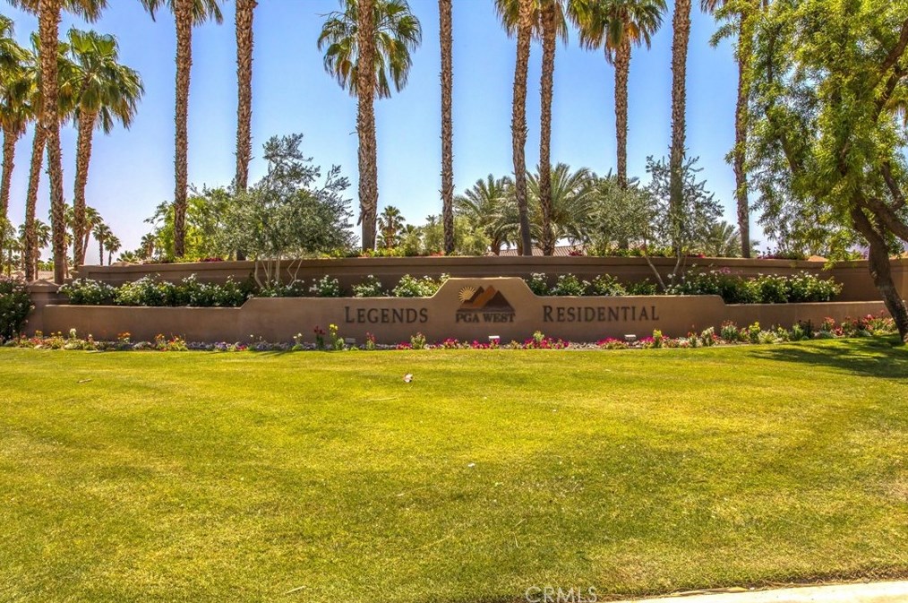 57780 Black Diamond, La Quinta CA  92253-8780 exterior
