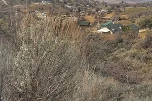 18020 Matterhorn Ct, Tehachapi, CA 93561 - Photo 1