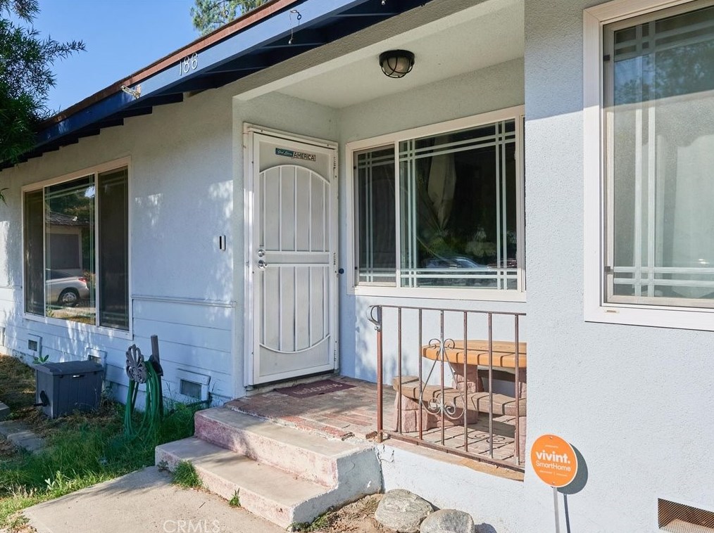 186 Stanford St, Hemet CA  92544-4907 exterior
