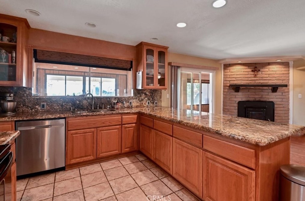 26324 Kalmia Ave, Moreno Valley CA  92555-1720 exterior