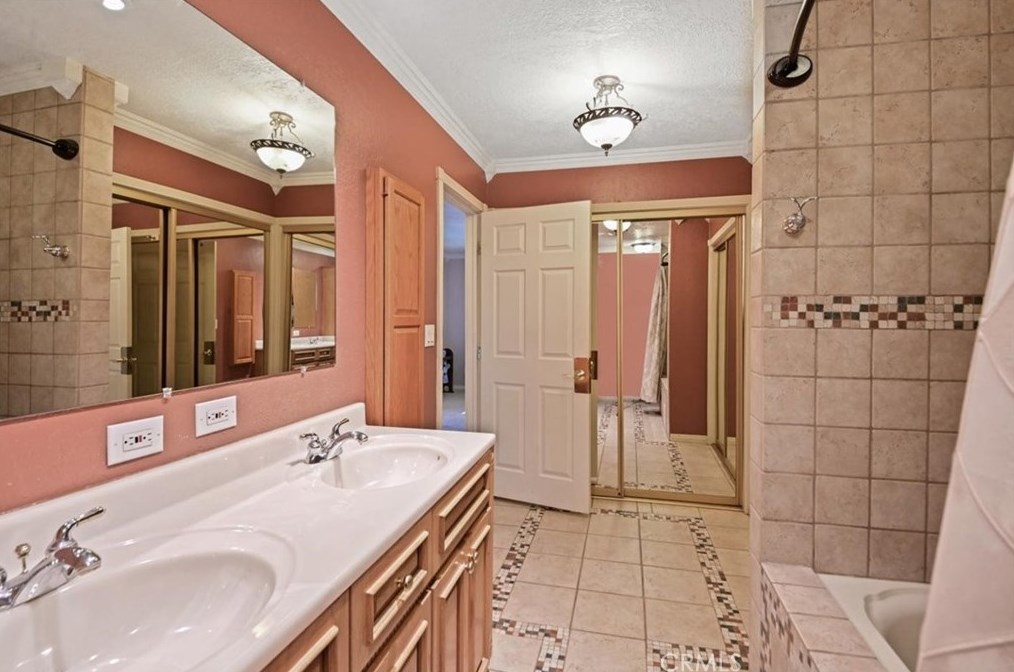 26324 Kalmia Ave, Moreno Valley CA  92555-1720 exterior