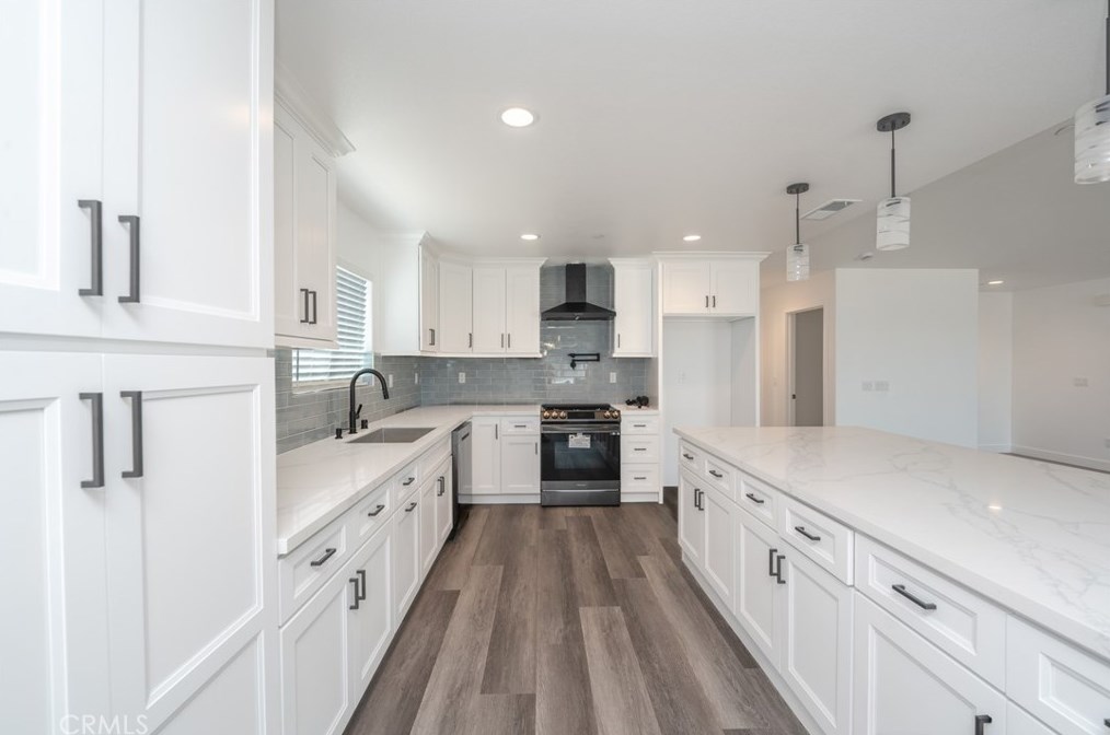 11437 1 Ave, Hesperia CA 92345-2153 exterior