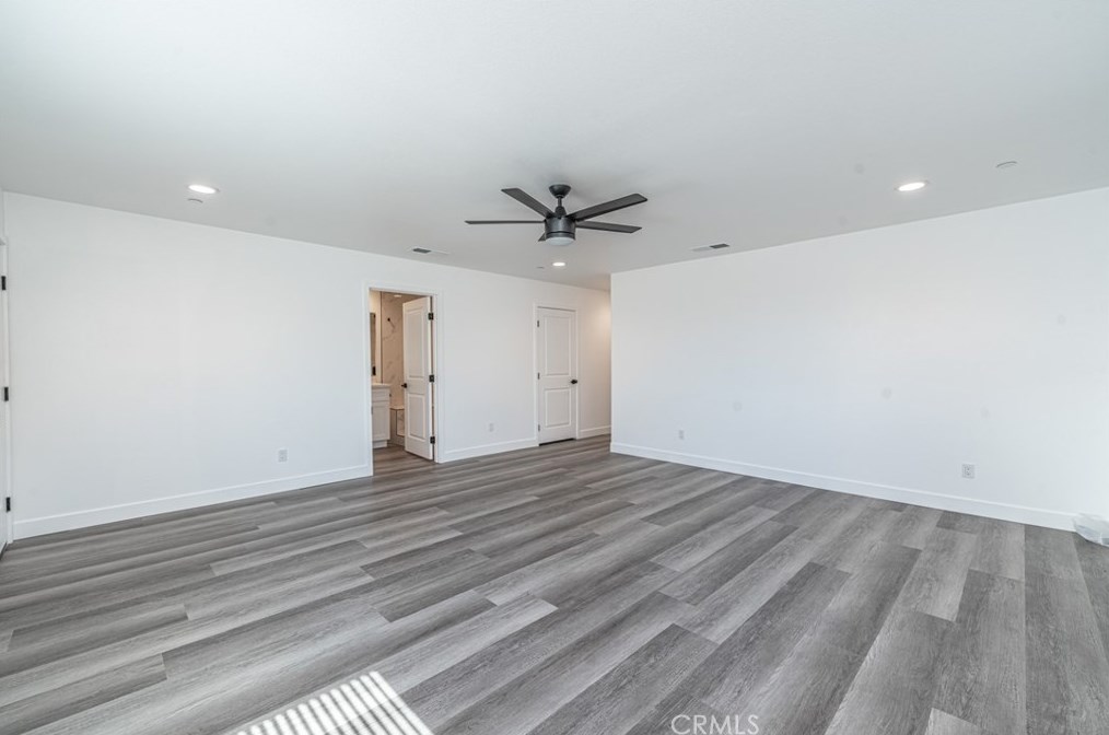 11437 1 Ave, Hesperia CA 92345-2153 exterior