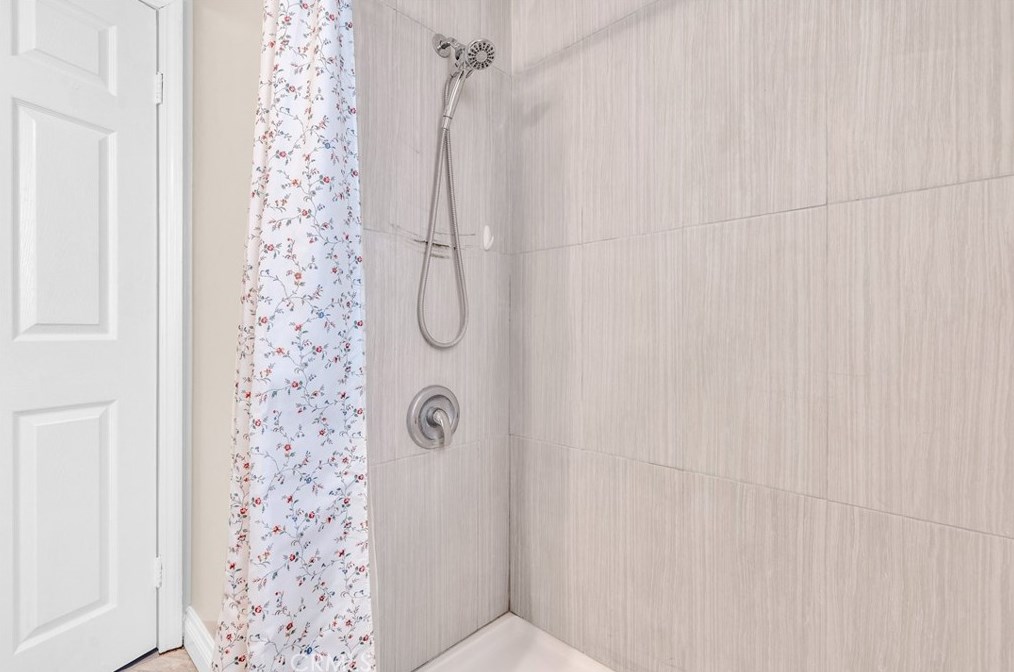 11018 Montecito Dr, El Monte CA 91731-2120 exterior