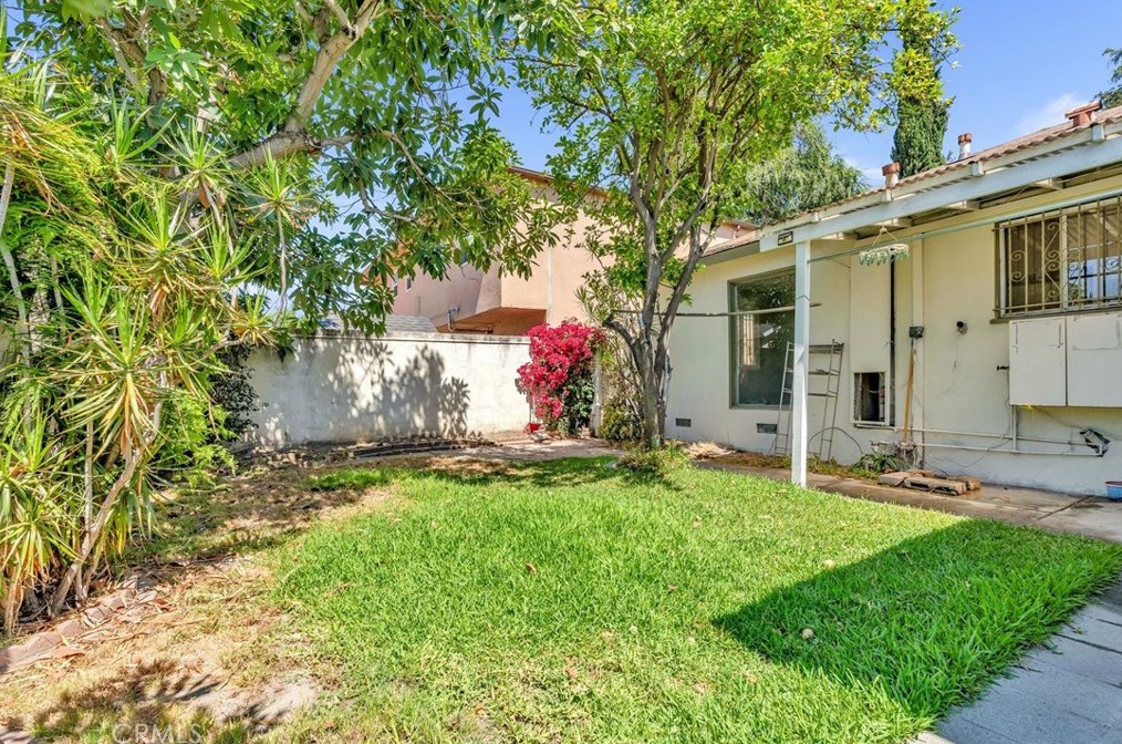 11018 Montecito Dr, El Monte CA 91731-2120 exterior